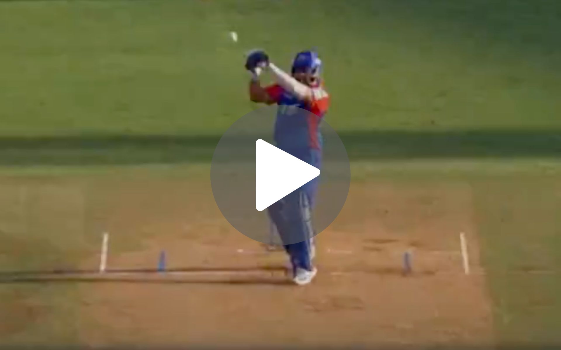 [Watch] Prithvi Shaw's Audacious Upper Cut Enroute His Fifty Against MI